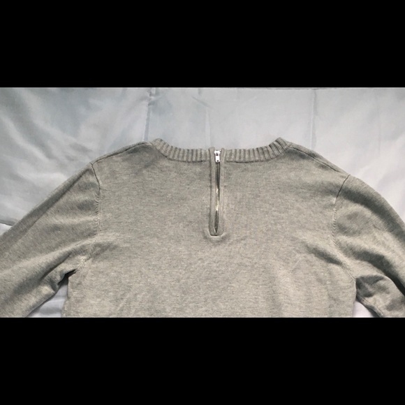 MUST GO πHPπ Central Park West Layered Sweater - Picture 3 of 4